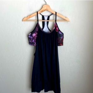 Lululemon No Limits
Tank “Spring Has Sprung” size 4 Excellent used condition